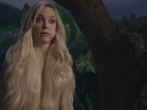 Anna Faris in an ad for Avocados From Mexico set to air during the Super Bowl.