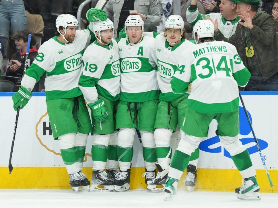 Toronto maple leafs st pats hot sale game 2019