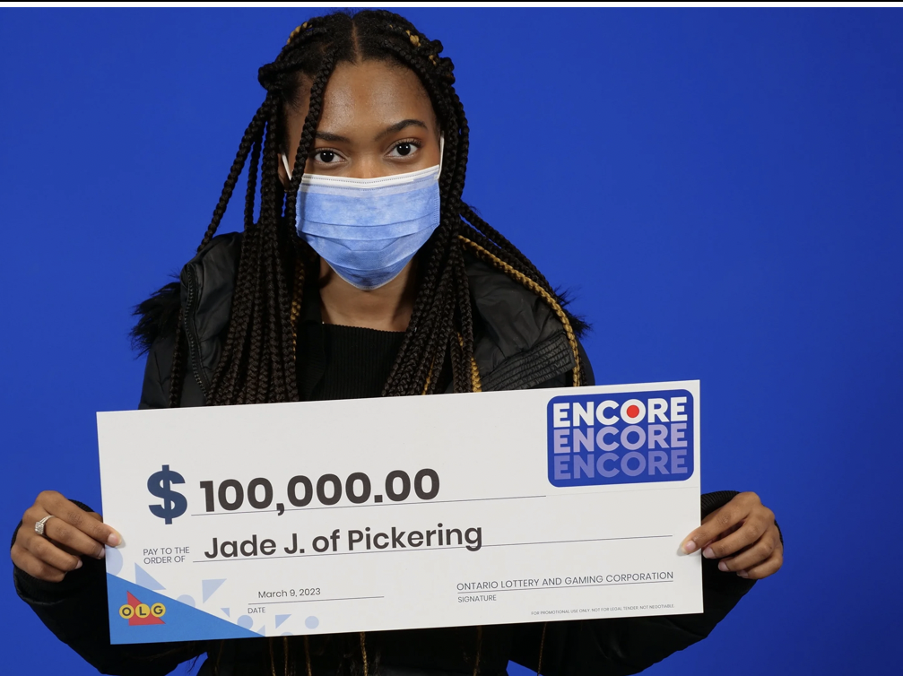 Pickering woman wins $100,000 thanks to Lottario gift | Toronto Sun