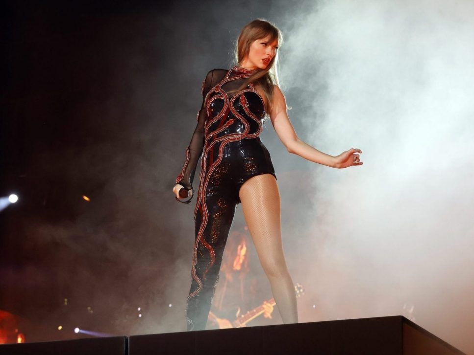 Taylor Swift Kicks off US Eras Tour at Super Bowl Stadium