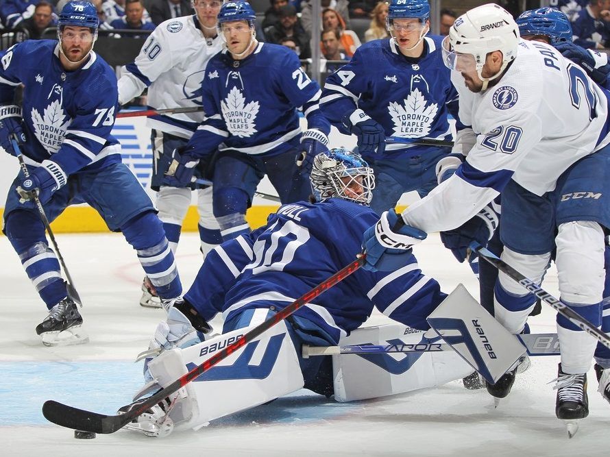 Luke Schenn settling back into life with Maple Leafs after trade