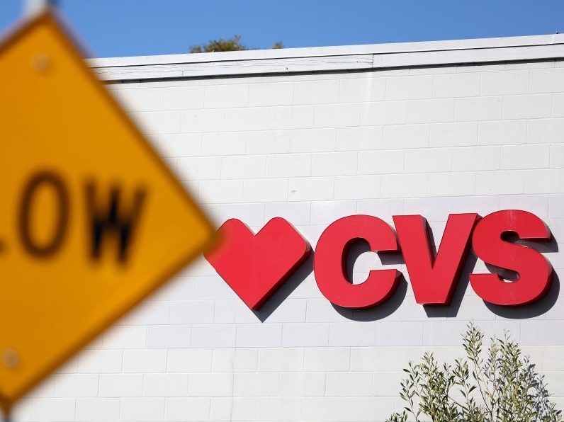 CVS employees must address transitioning co-workers by preferred pronouns, names