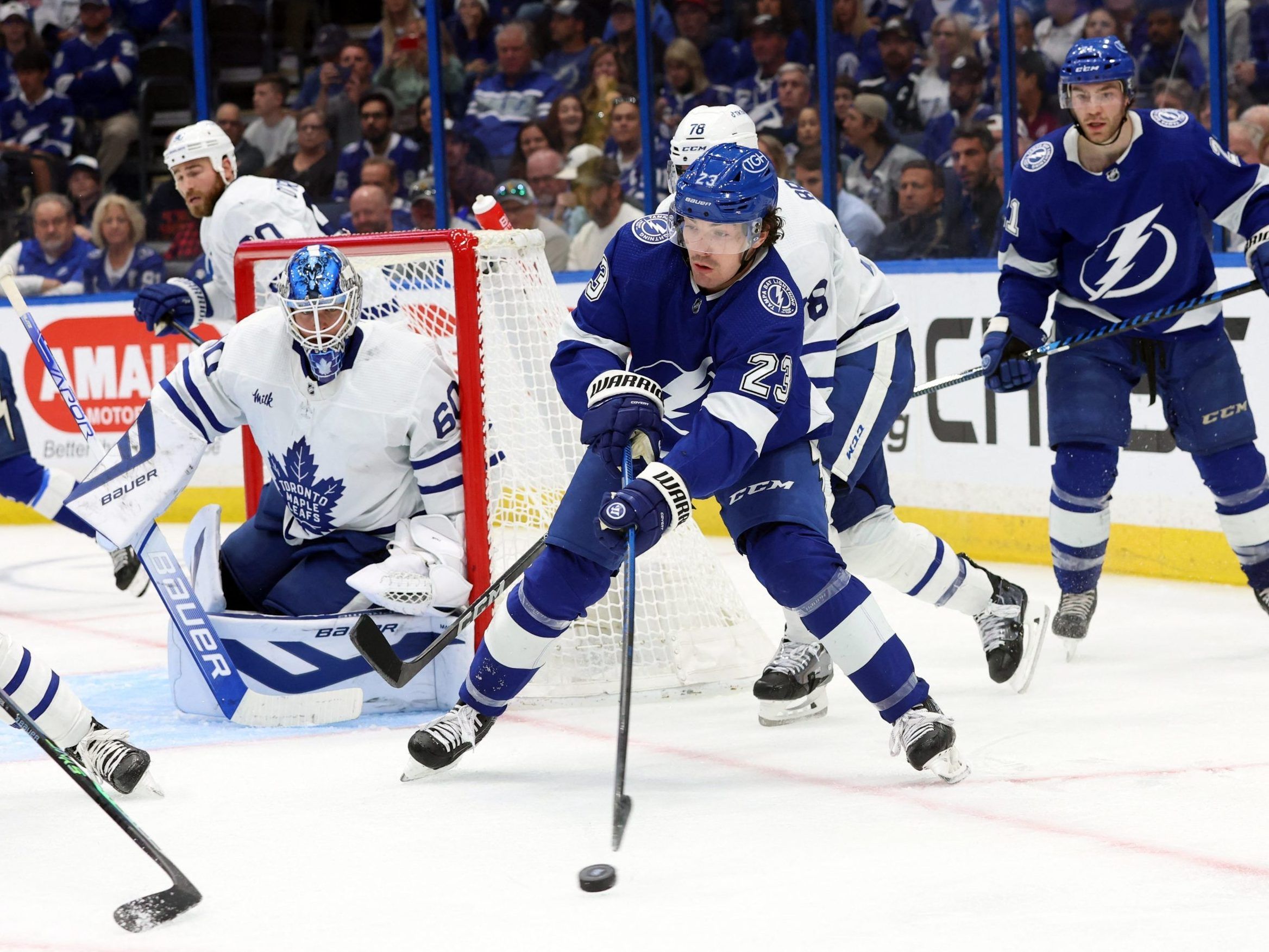 NHL playoffs: Bolts-Leafs highlight openers
