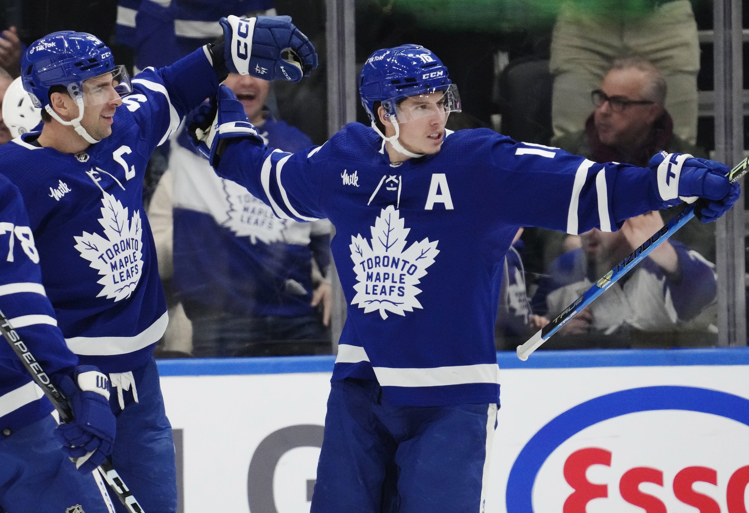 auston matthews & mitch marner. Toronto Maple Leafs  Maple leafs hockey,  Toronto maple leafs hockey, John tavares