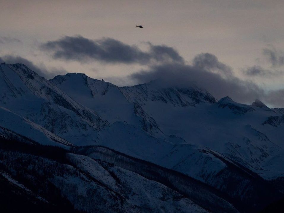 1 Dead, 3 Injured In Northern B.C. Avalanche, Heliskiing Operator Says ...