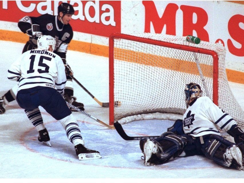 Wendel Clark still a fan favourite among Leafs Nation