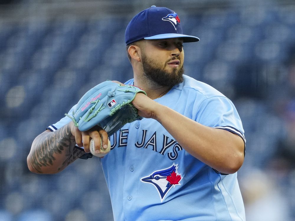 What to do with Blue Jays starter Alek Manoah after mystifying outing in  loss to Yankees?