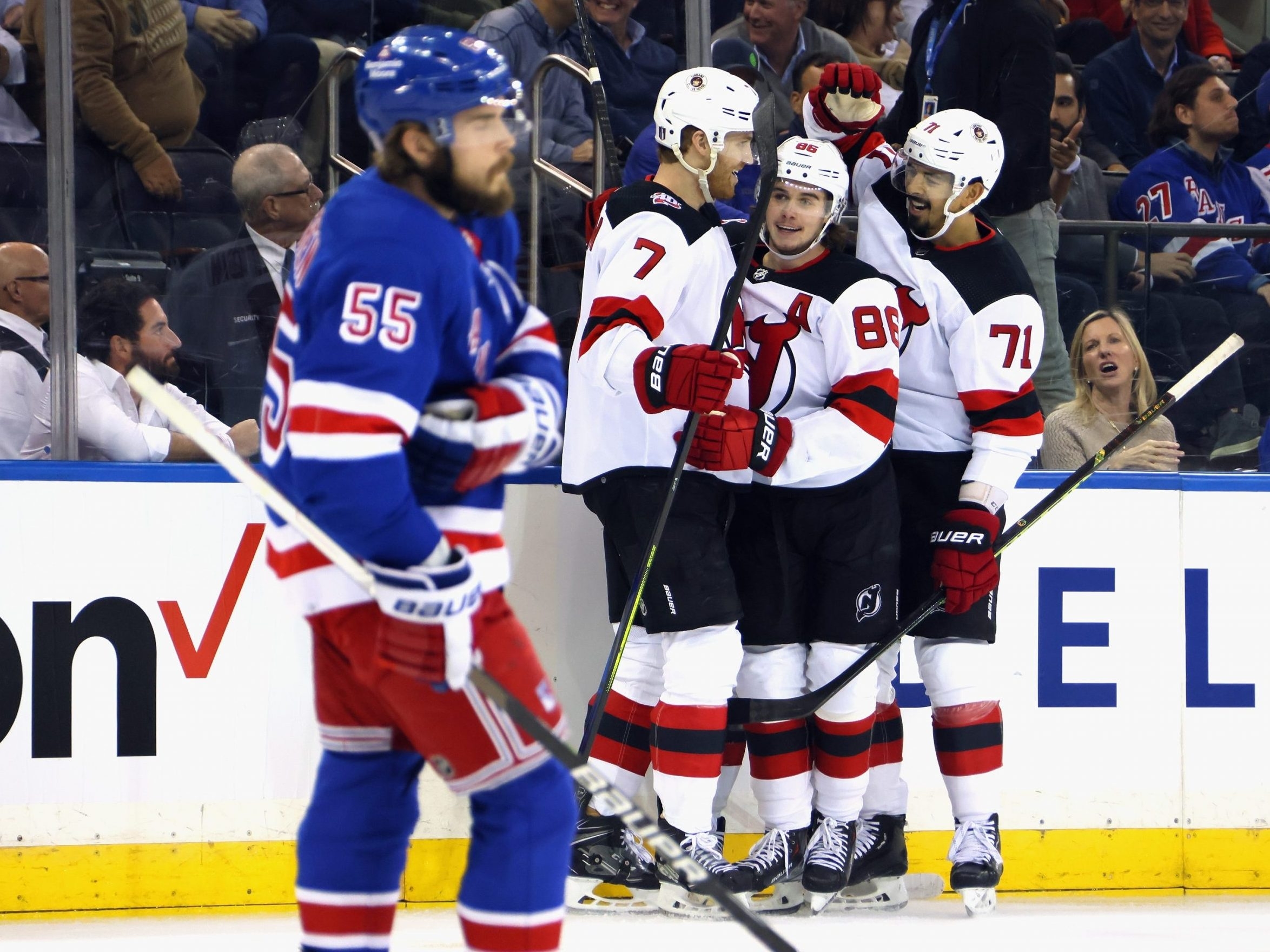 Hamilton scores in OT, Devils beat Rangers 2-1 in Game 3