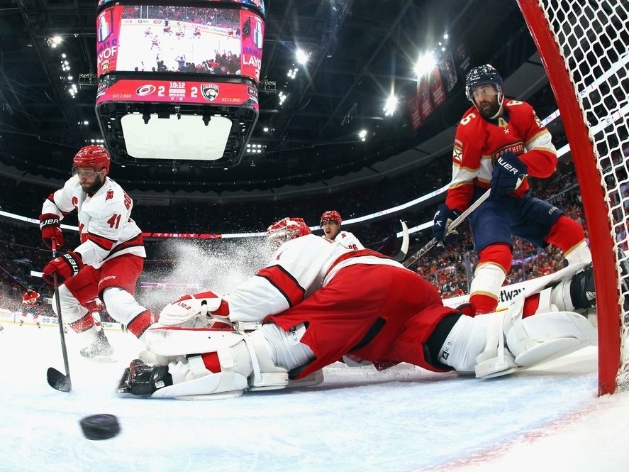 Panthers beat Caps in OT, win series for 1st time since '96