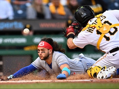 Bo Bichette sidelined by thumb discomfort for Blue Jays' series finale  against Marlins - The San Diego Union-Tribune