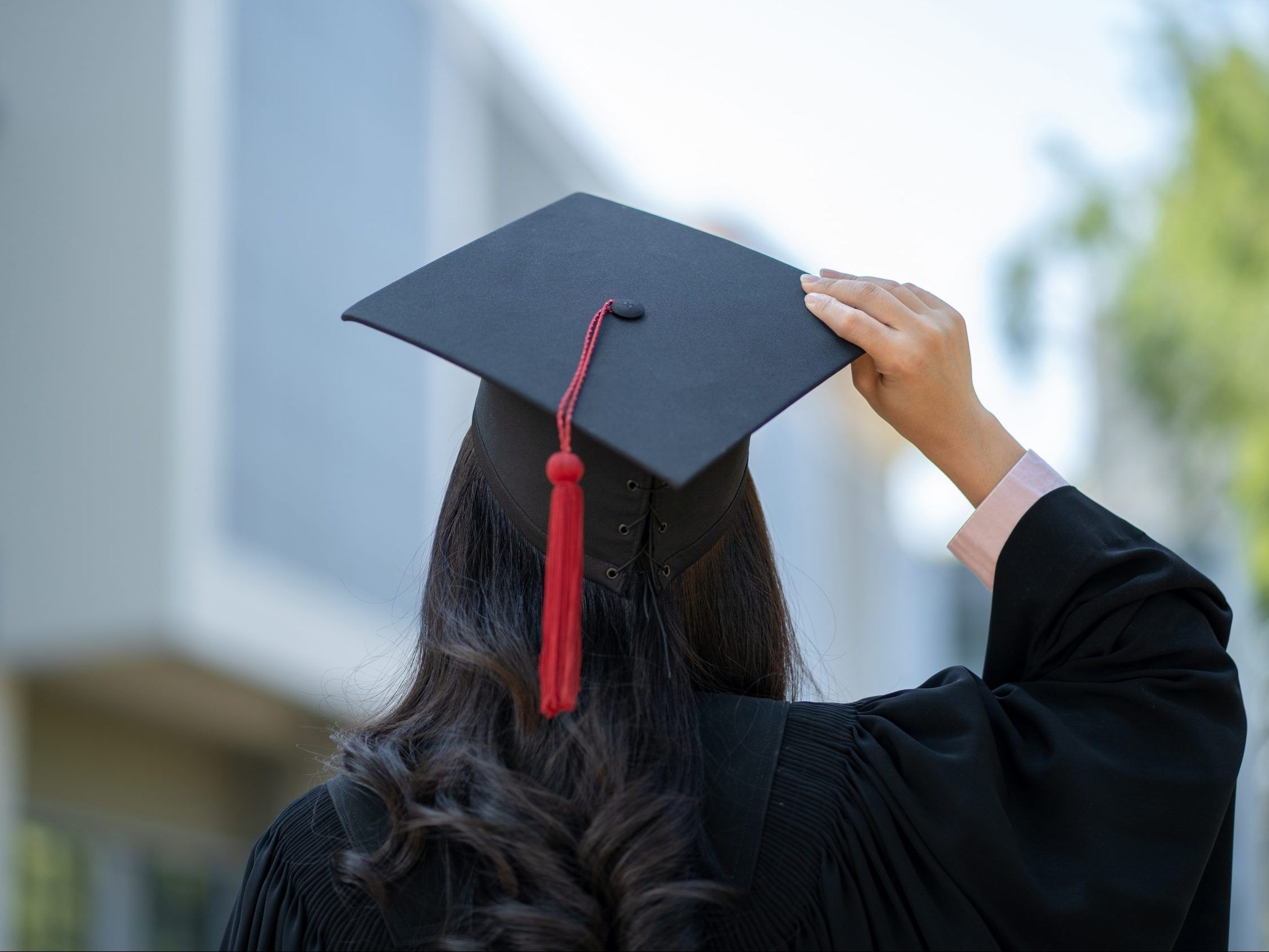 Mississippi High School Student Not Allowed To Walk During Graduation  Because She Wore Pants