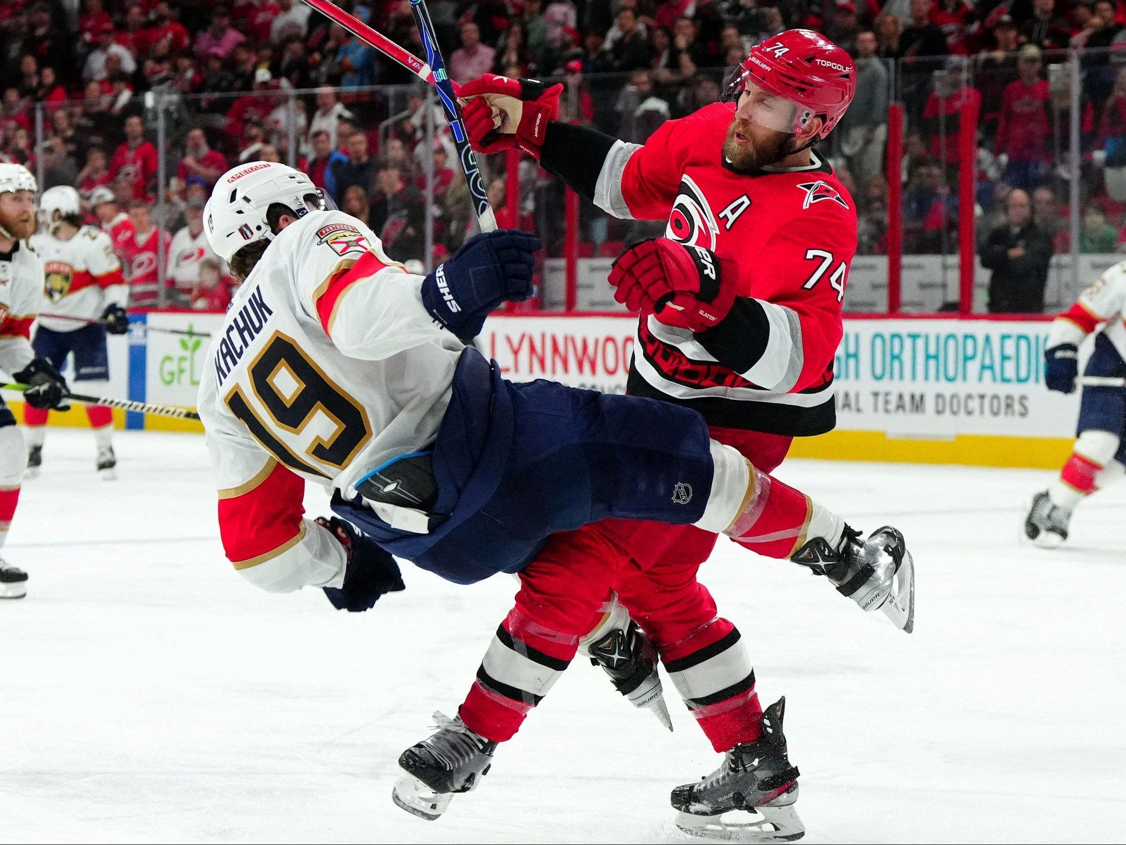 Florida Panthers Outlast Carolina Hurricanes 3-2 in 6th-Longest