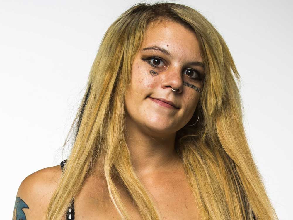 SUNshine Girl Callie Calgary Sun