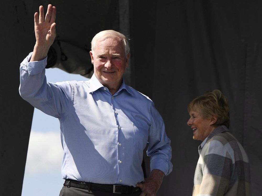 David Johnston advises against inquiry, but aims to hold hearings on foreign interference
