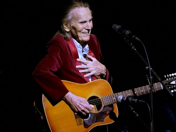  Veteran Canadian singer and songwriter Gordon Lightfoot performs at the newly refurbished Massey Hall in Toronto, Ontario, Canada, Nov. 25, 2021.