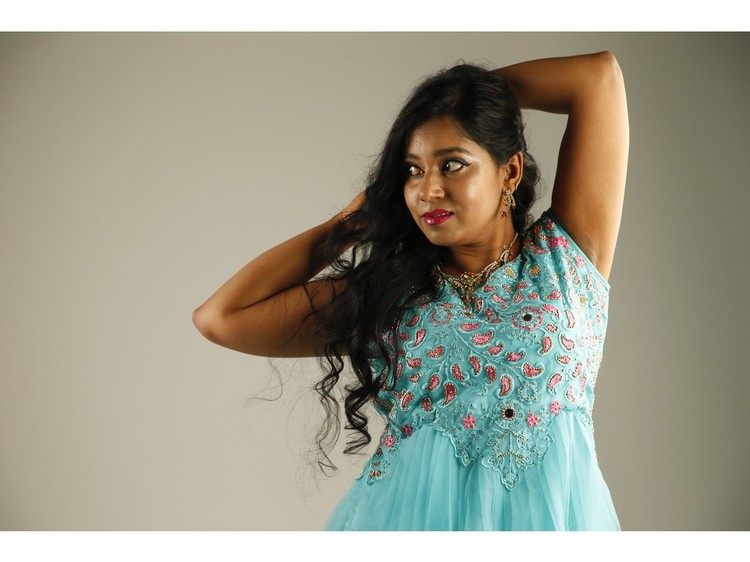 SUNshine Girl Nalini | Toronto Sun