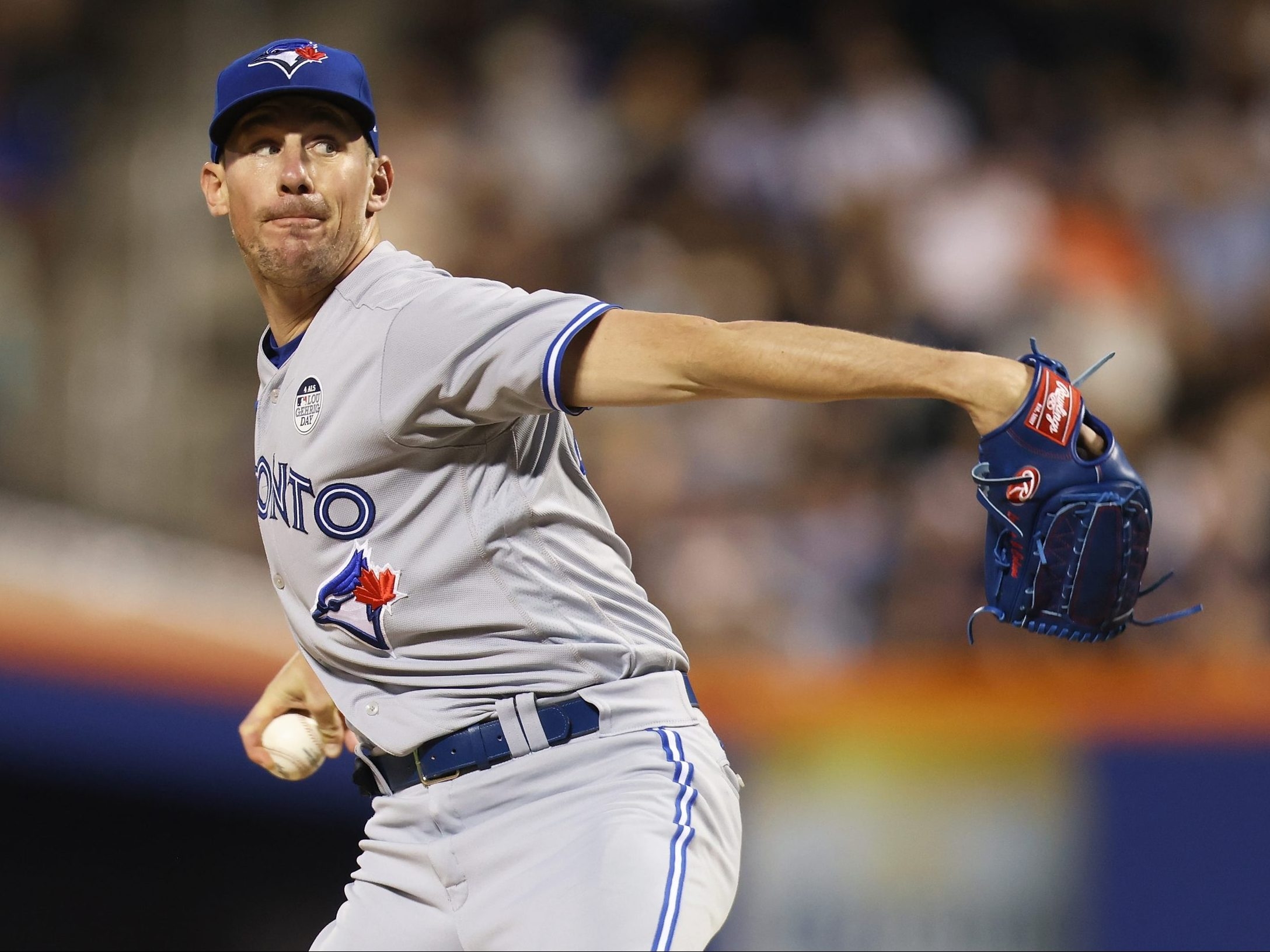 Oh baby: Winning weekend completed for Blue Jays Chris Bassitt