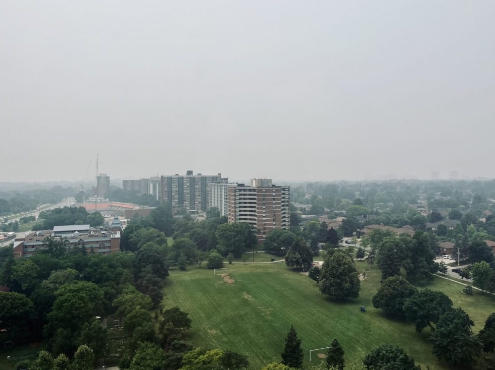 Wildfire smoke makes Toronto's air quality worst in the world Toronto Sun