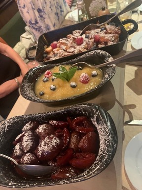 Desserts at the Platzl Hotel in Aldstadt.