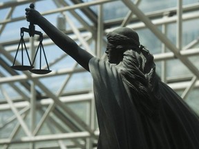 A scales of justice statue
