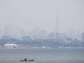 People regularly exposed to smoke from wildfires are more likely to get dementia, a study suggests.
