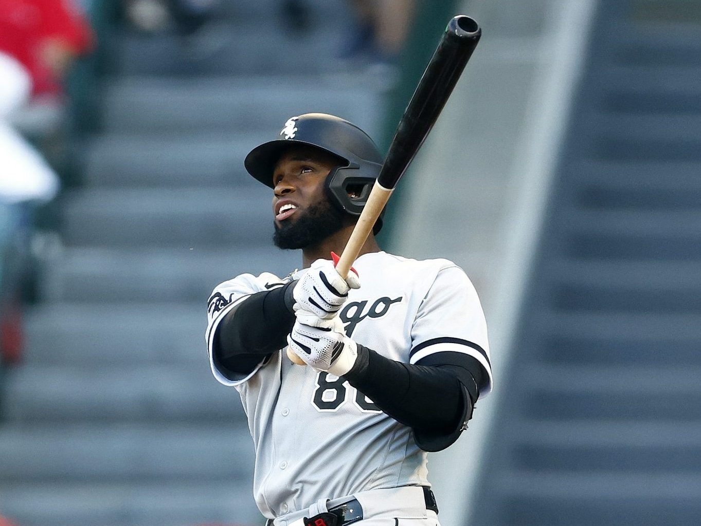 Luis Robert Jr. to represent White Sox in Home Run Derby
