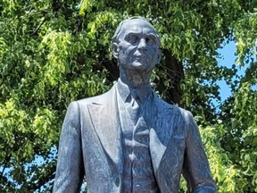 A statue of Henry Ford