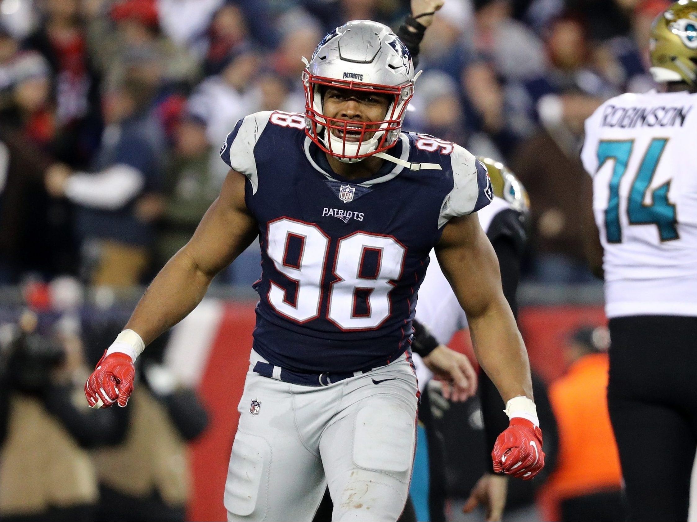 Patriots sign free agent defensive end Trey Flowers, who was on their last  3 Super Bowl teams