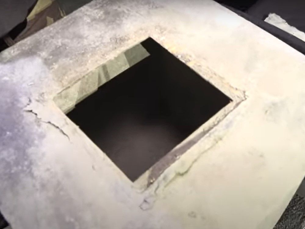 U.S. military academy West Point opened a 200-year-old time capsule, only to find dirt inside.