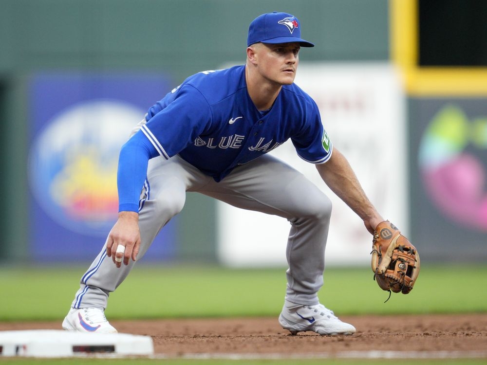 Blue Jays put 3B Matt Chapman on 10-day IL because of sprained right middle  finger