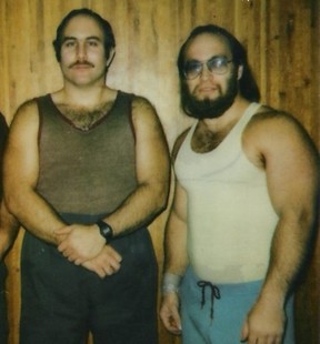 Gary Evans, right, with fellow serial killer David Berkowitz AKA Son of Sam.