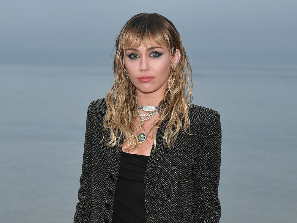 Miley Cyrus Says Bare Breasted Teen Photoshoot Was Brilliant Toronto Sun