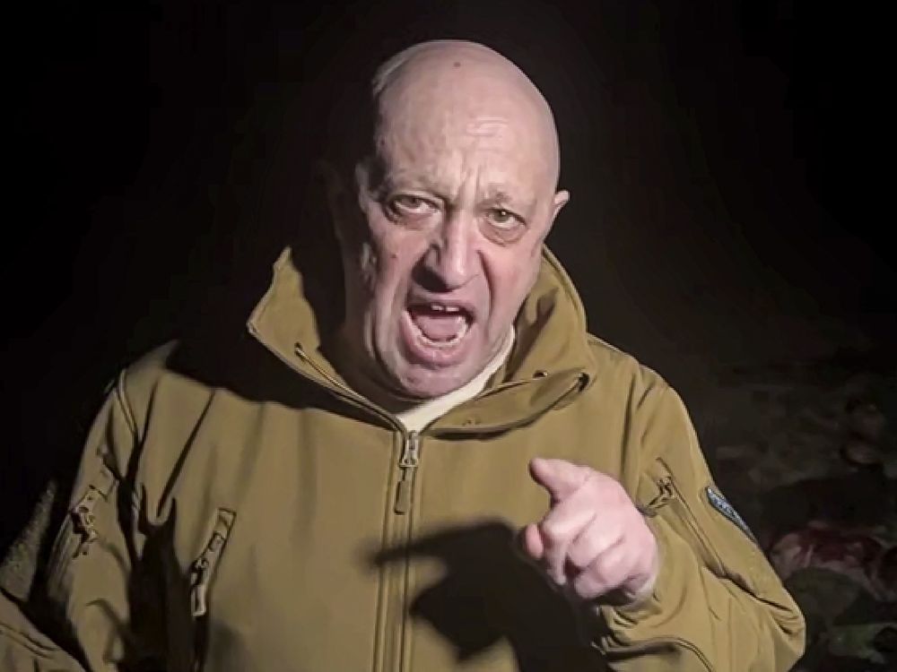 Grenade fragments were found in bodies of victims in Prigozhin’s crash ...