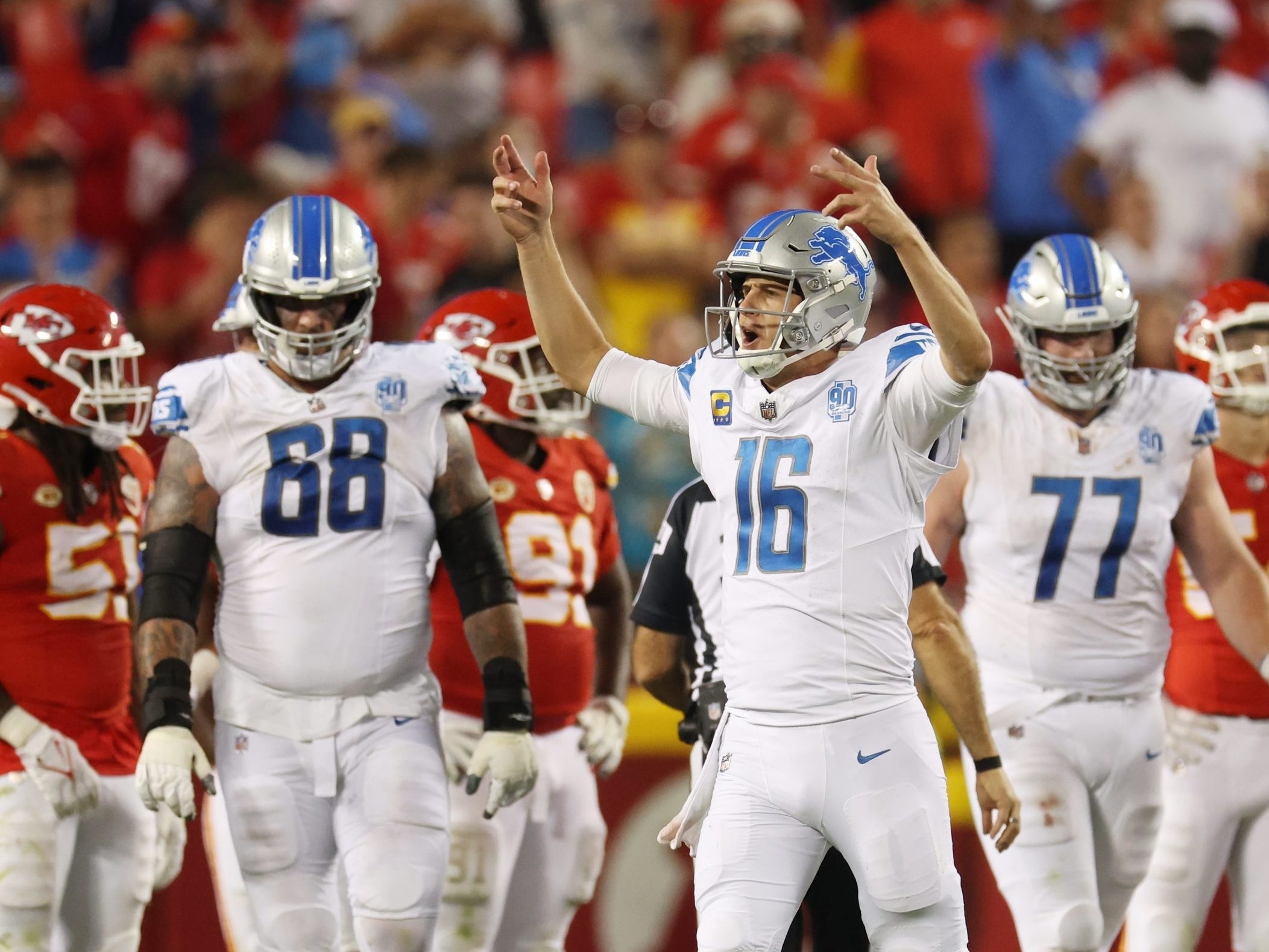 Lions spoil Chiefs' Super Bowl celebration, rallying for win in