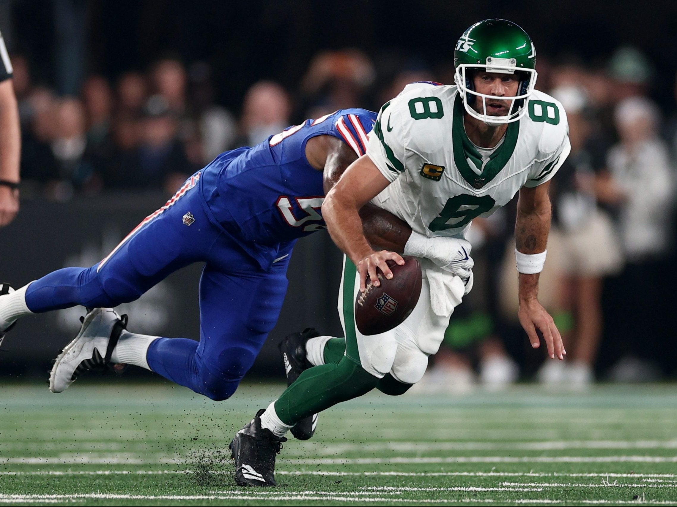 Aaron Rodgers At MetLife Stadium Riding Golf Cart Ahead Of 'SNF'