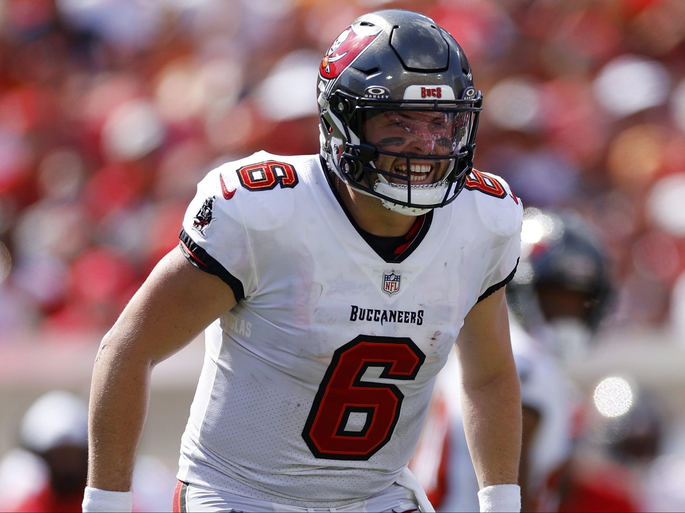 New-look Baker Mayfield, Bucs welcome Eagles, National