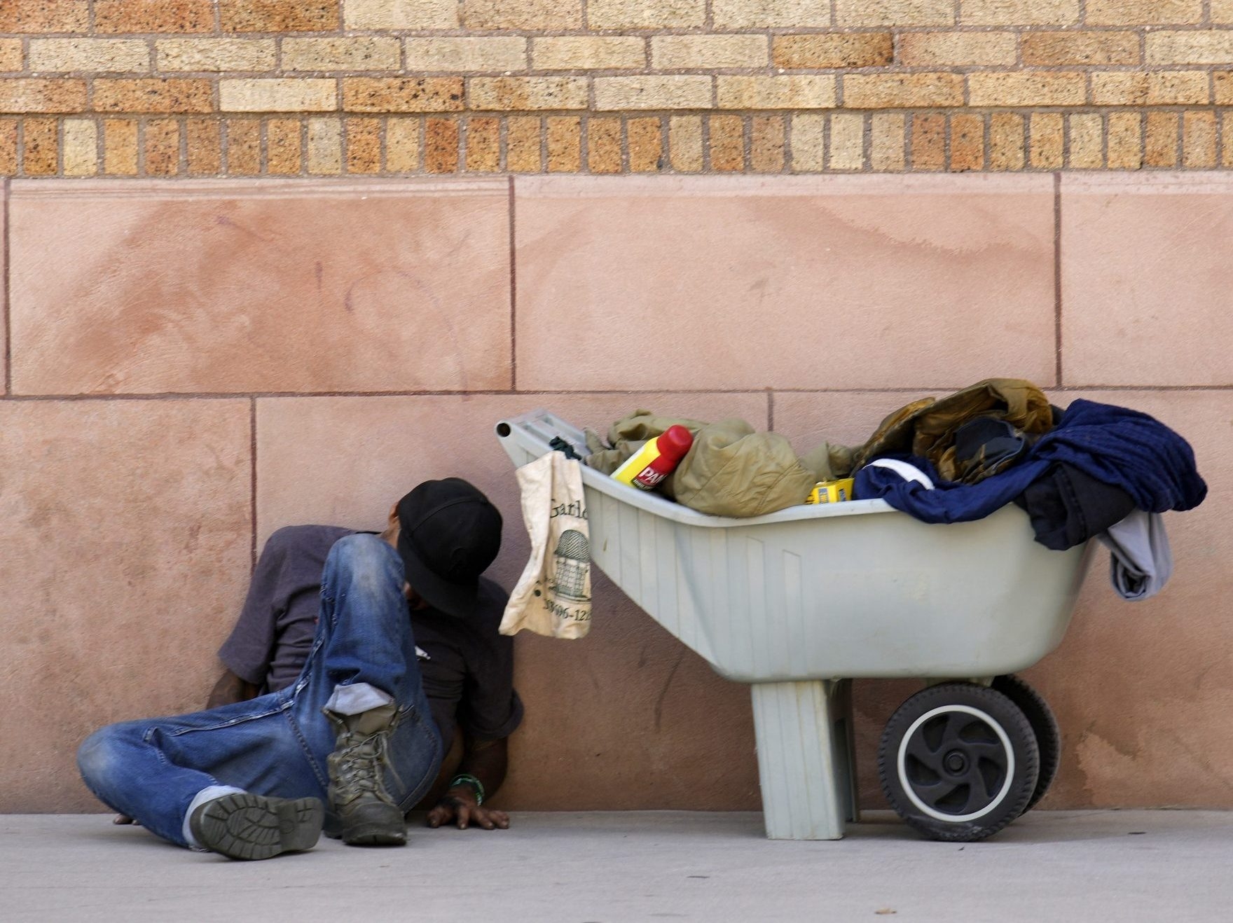 Denver homeless encampment includes makeshift bar, prostitution tents |  Toronto Sun