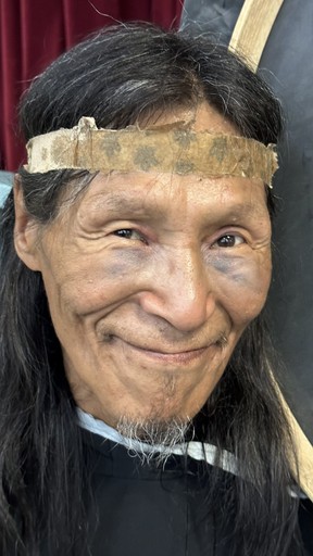 Inuit drum-dancer Lamech Kadloo, Pond Inlet
