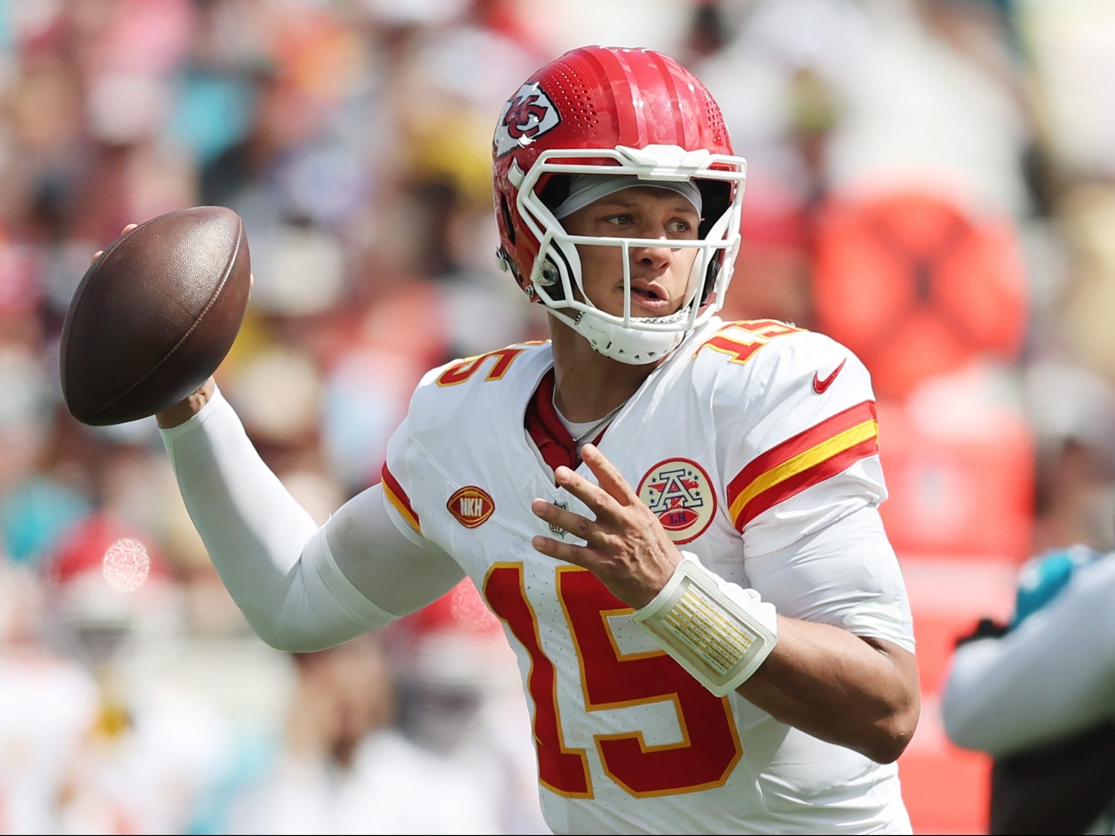 NFL Week 2: Patrick Mahomes, Chiefs get past early mistakes to beat  Jaguars, avoid 0-2 start