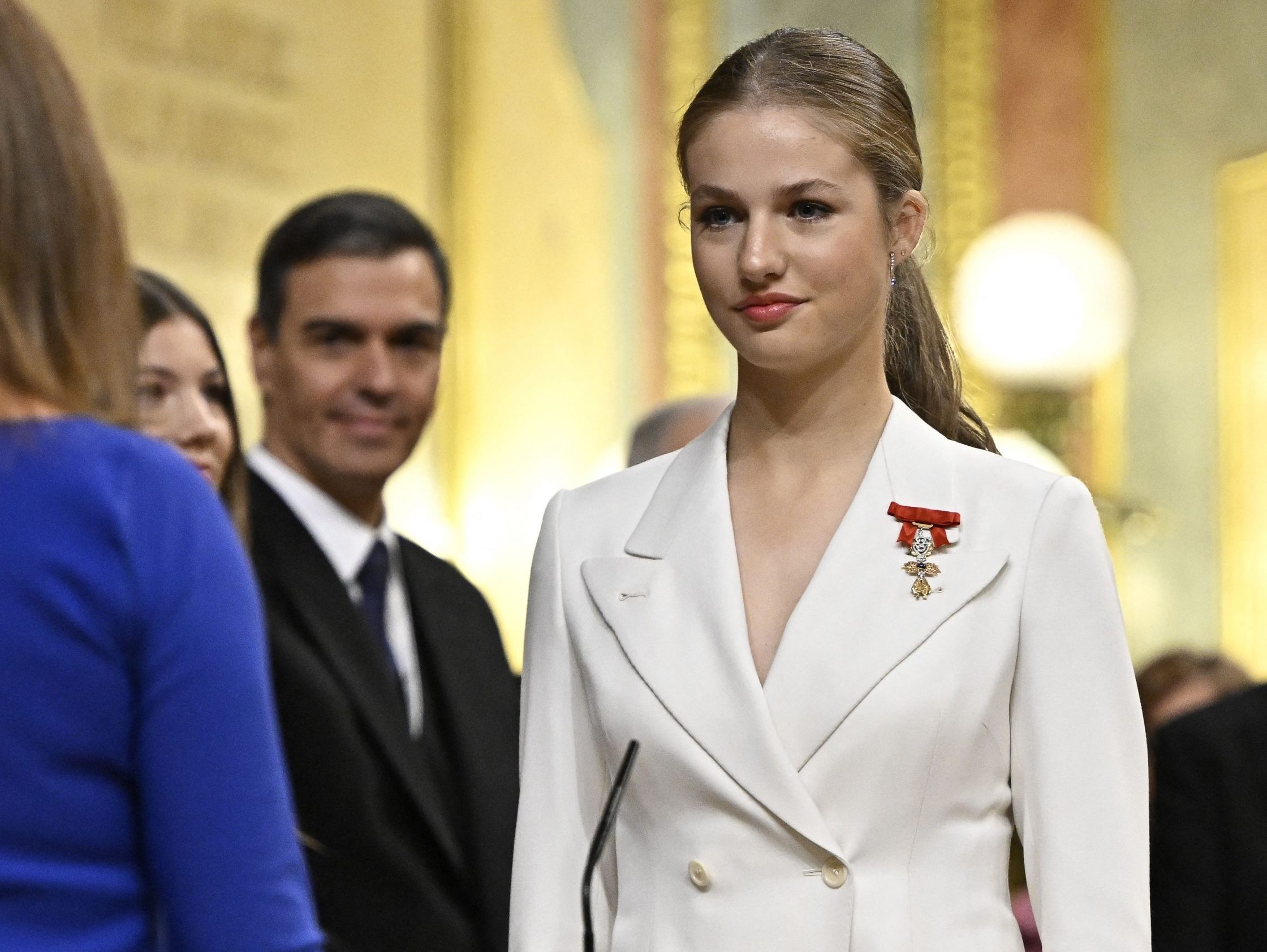 Spain's Crown Princess Leonor turns 18 and is feted as the future queen at  a swearing-in ceremony - The San Diego Union-Tribune