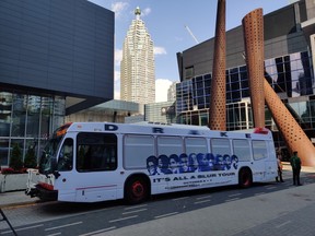 Drake bus