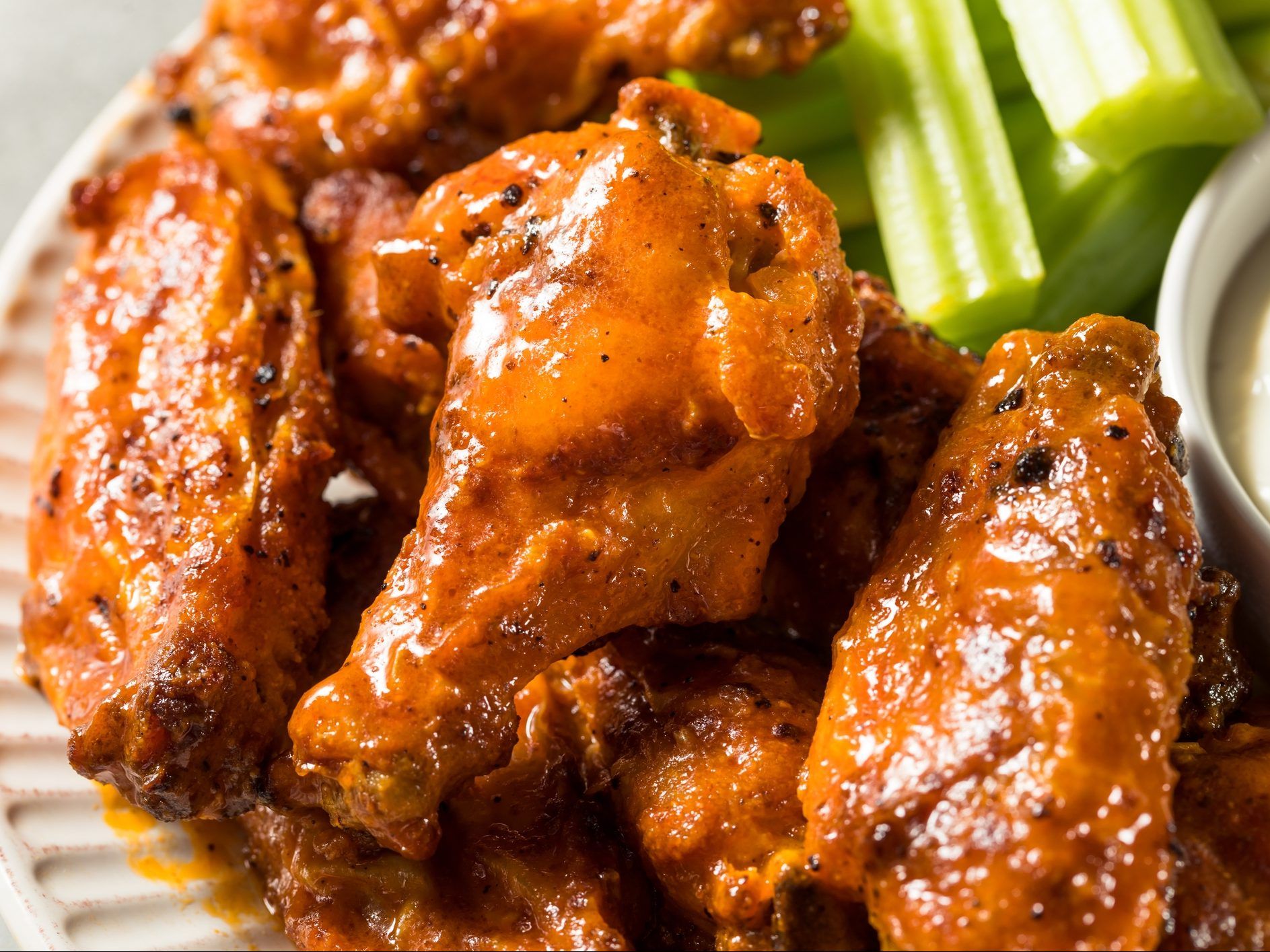 Chicken wings are Canadian hockey fans’ snack of choice | Toronto Sun