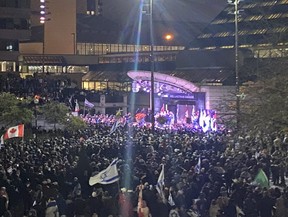 People rally in support of Israel.