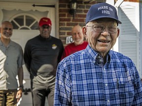 Paul Snyder, 101, with friends at his home in Kensington, Md. From left are Jackie Gill, Jonathan Walker and Ron Wahl.
