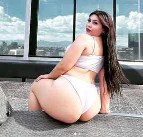 ETZANE PENA/ INSTAGRAM