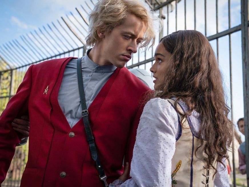 Hunger Games' feasts, 'Napoleon' conquers at Thanksgiving box