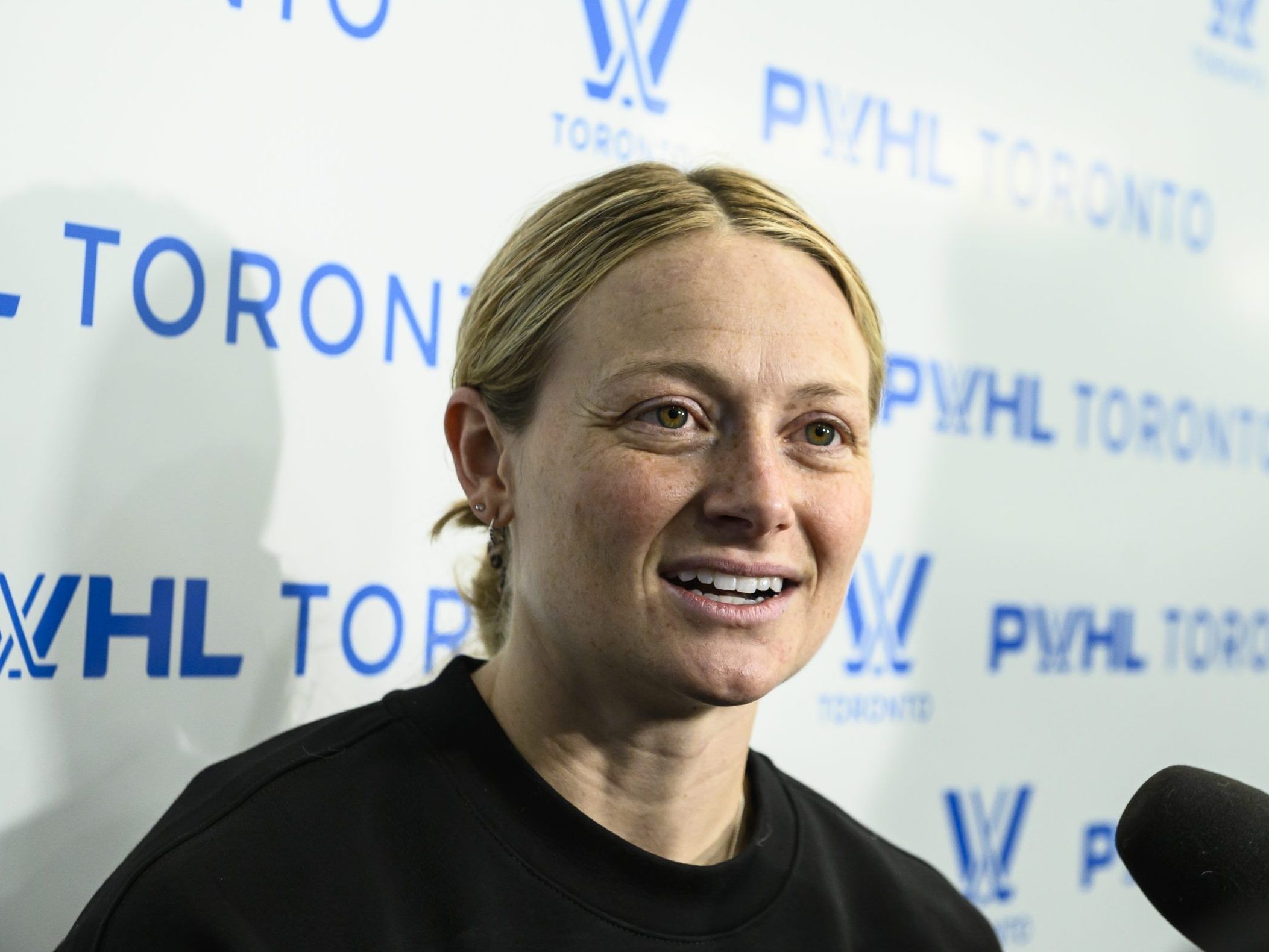 Renata Fast enjoying Toronto's first truly pro women's hockey league ...