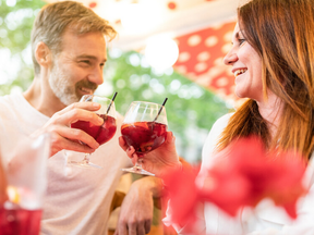 Many singles on first dates turn to booze to cope with anxiety, boost confidence or maybe ensure an enjoyable time – but is that a bad idea?