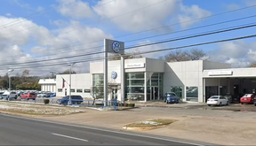 Austin auto mogul Erik Mound was loaded. GOOGLE