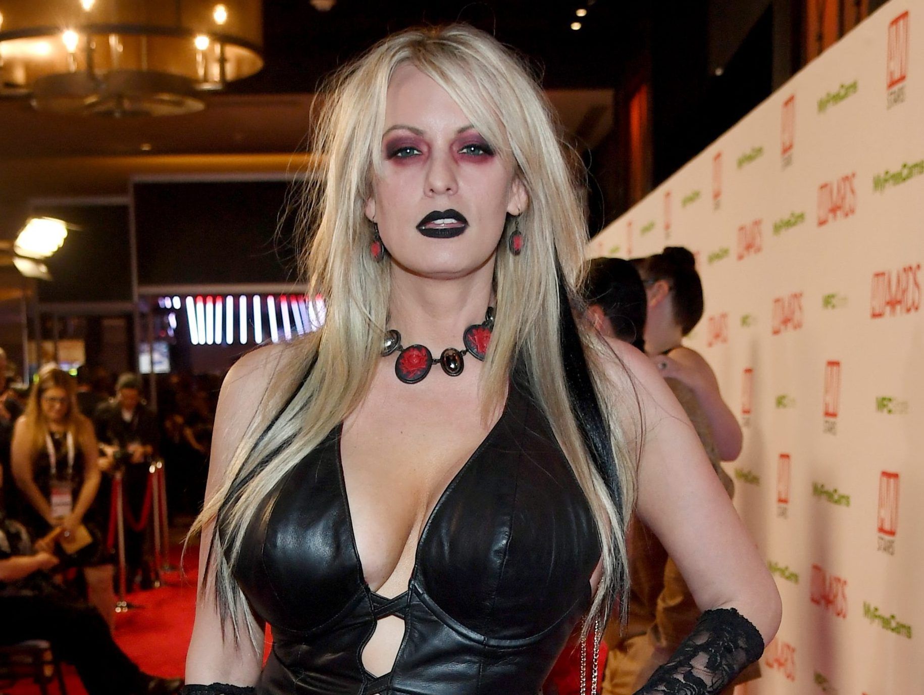 Stormy Daniels wants to party with 